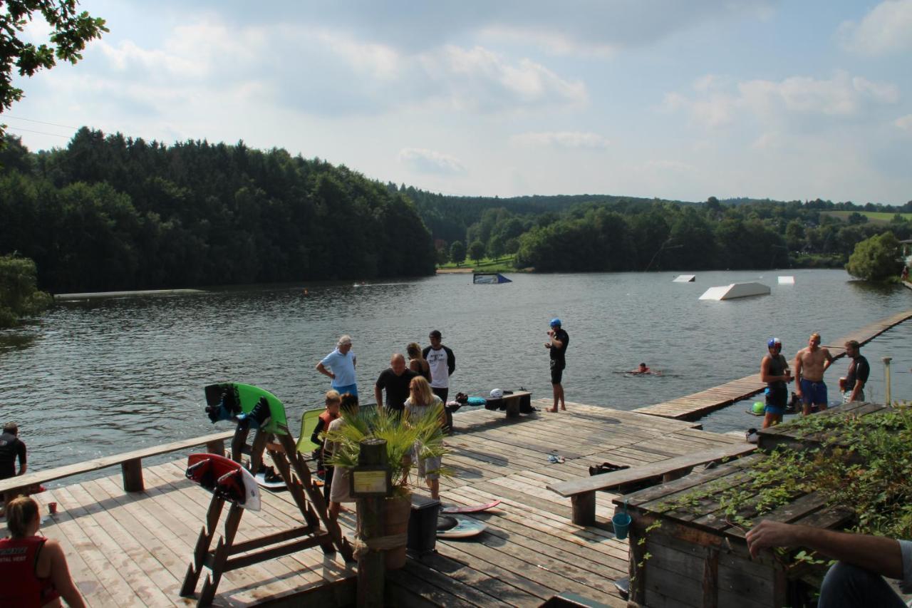 Ferienhaus "Baeren Ecke" Am See Im Bergland Kirchheim  Bagian luar foto